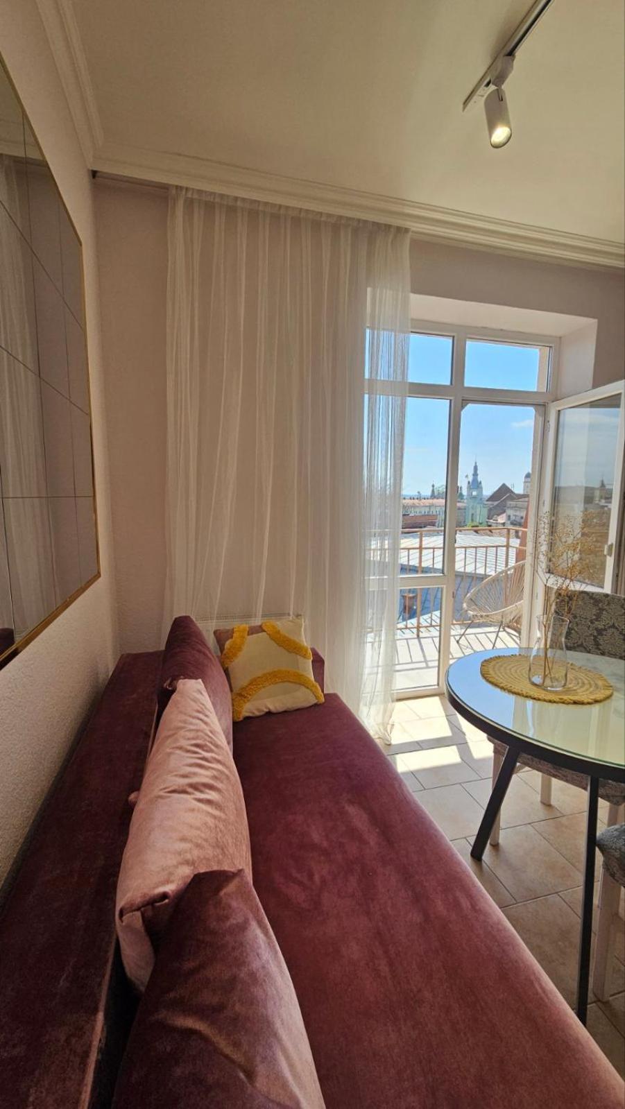 Soft Pink Apartment Мукачево Экстерьер фото